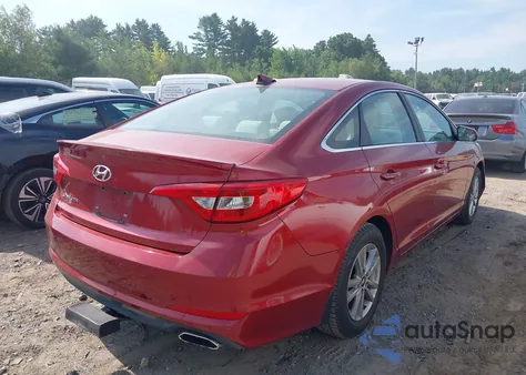 2015 Hyundai Sonata Se z USA, uszkodzony, nr VIN 5NPE24AF2FH212467